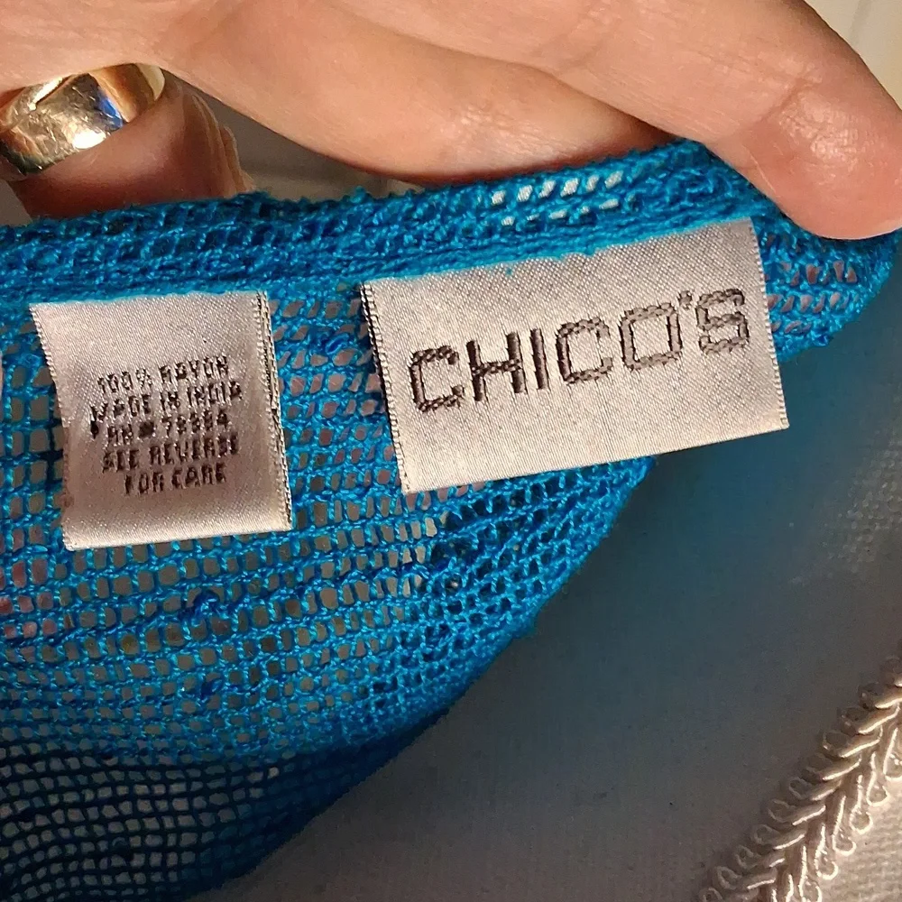 💙🏝Chico's Aqua Blue Lightweight Loose Knit Wrap/Shawl W/Sequins & Beads OS